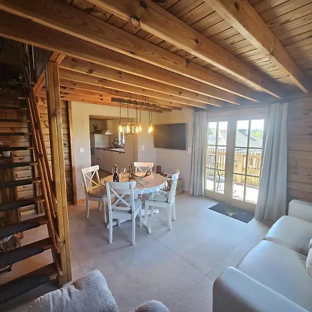 Hubert Chalet Saint-Hubert