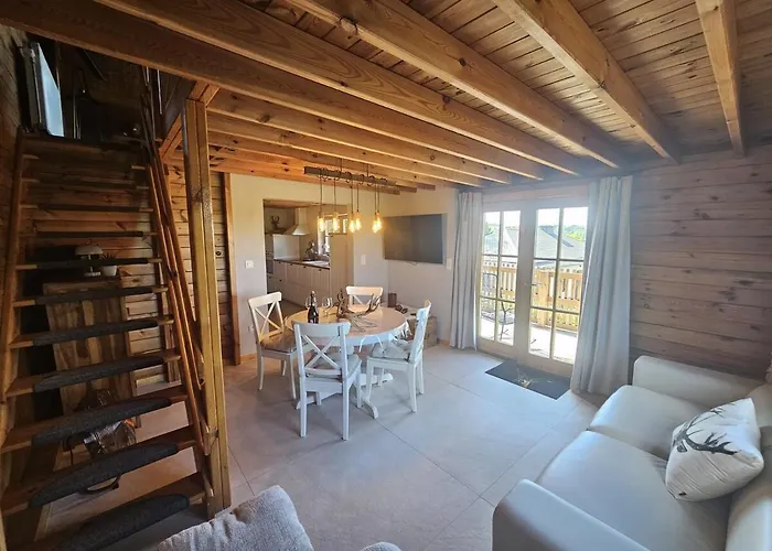 Hubert Chalet Saint-Hubert